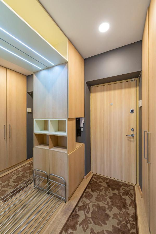 Deluxe River View Apartment By Polo Apartment คอนัส ภายนอก รูปภาพ