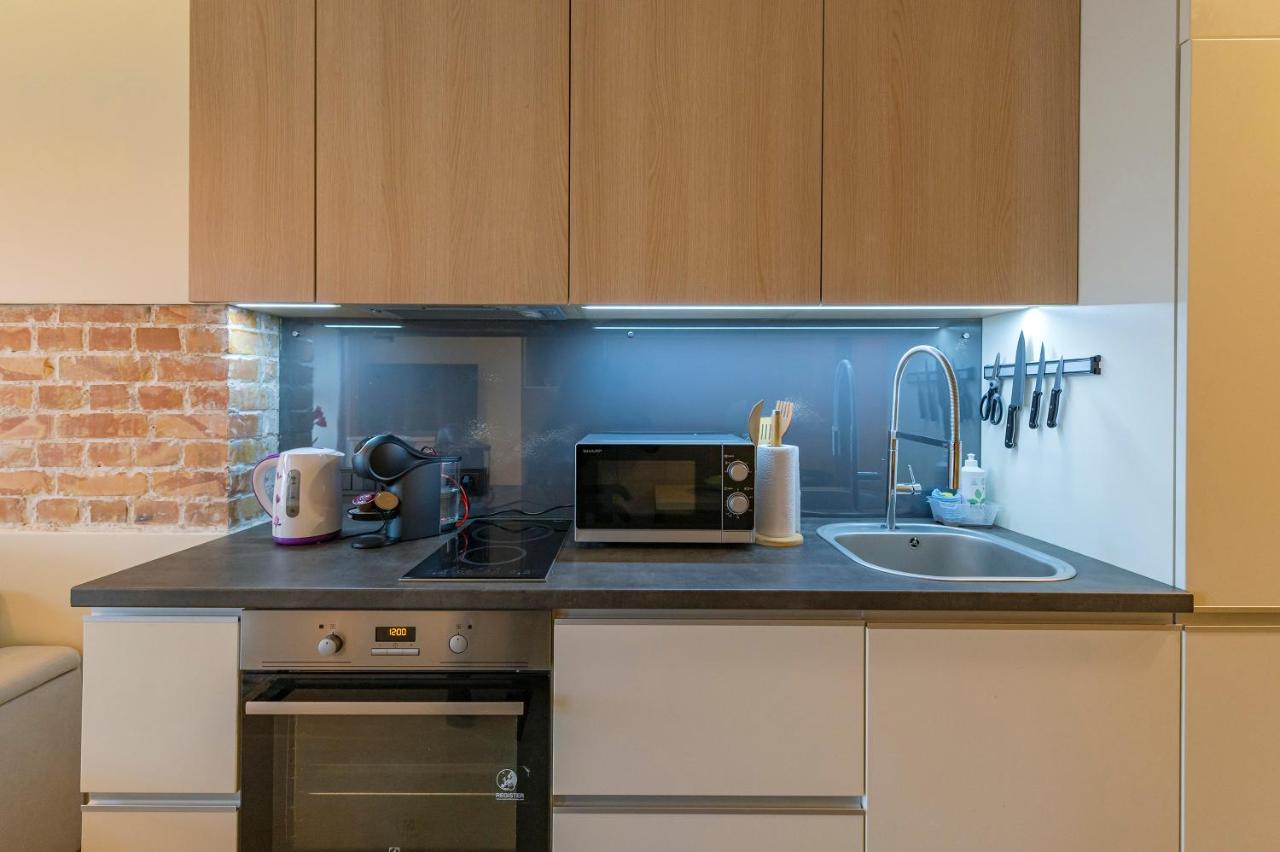 Deluxe River View Apartment By Polo Apartment คอนัส ภายนอก รูปภาพ