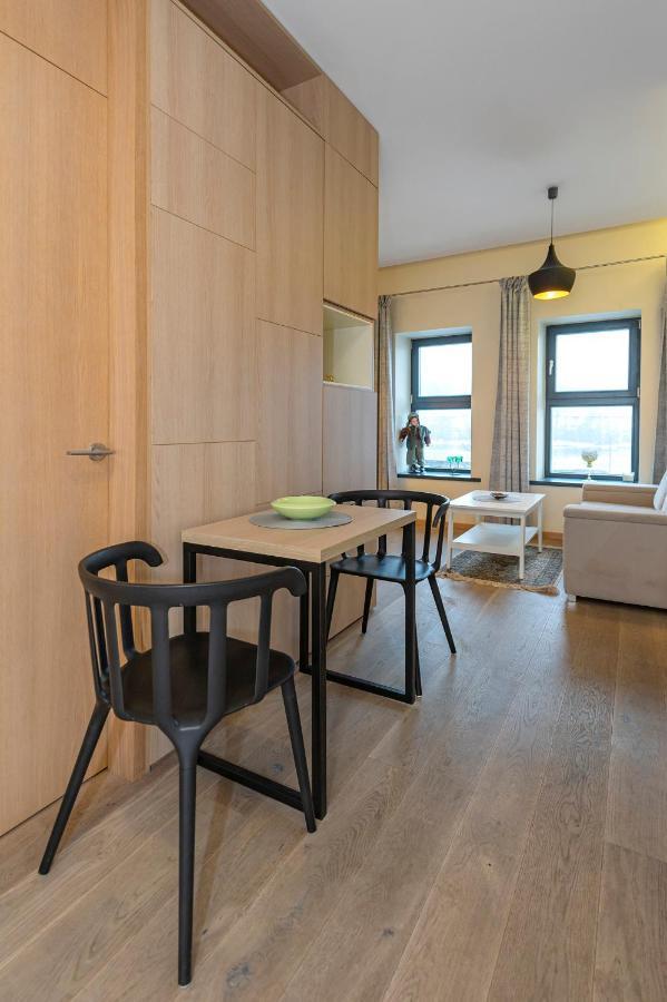 Deluxe River View Apartment By Polo Apartment คอนัส ภายนอก รูปภาพ